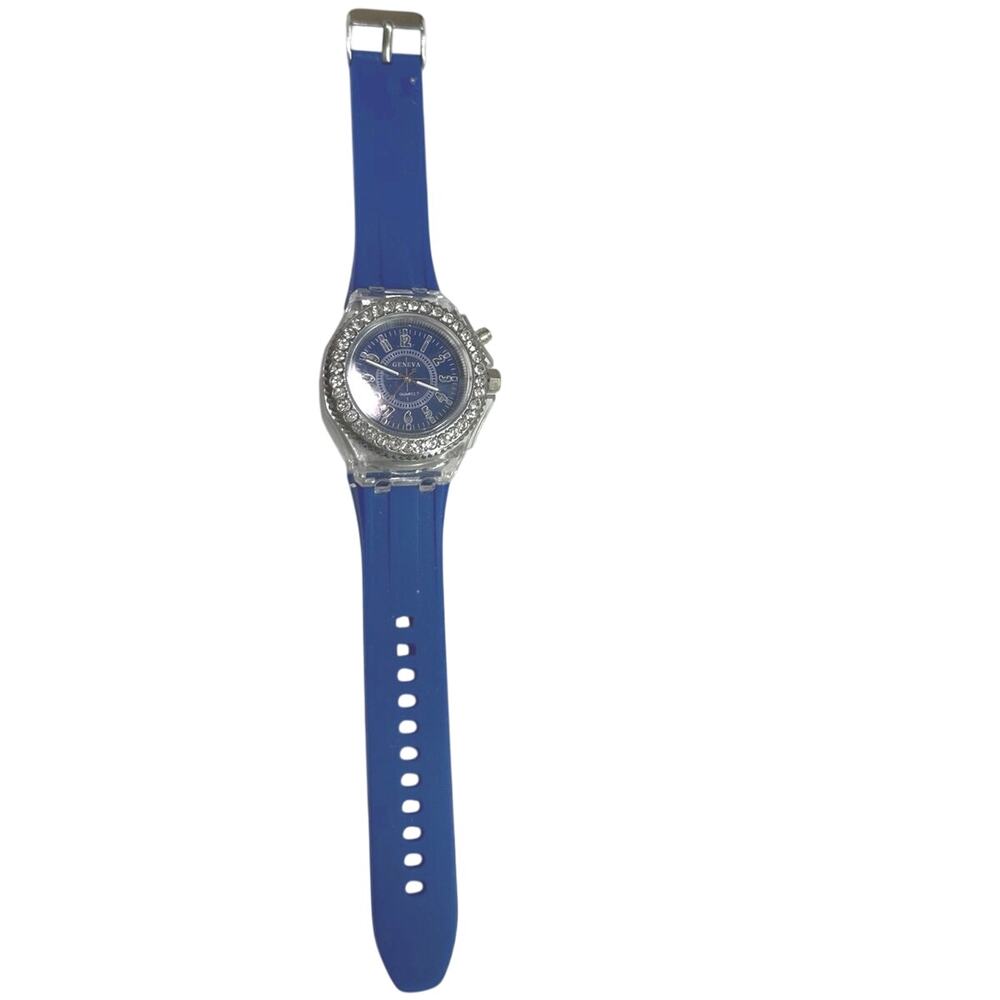 Geneva Quartz bling bling watch womens flashes multiple colors.Needs new battery
